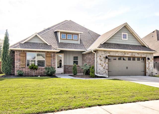 Property at 1006 Stonebridge Village Dr, Enid, OK 73703, 4 beds, 2 baths