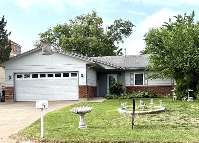Property at 311 Edgewater Dr, Woodward, OK 73801, 3 beds, 2 baths