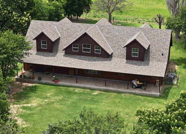 Property at SW4 TR25-19N-08 E 640 Rd, Hennessey, OK 73742, 5 beds, 2 baths