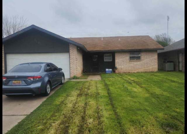 Property at 4506 Prairie, Enid, OK 73703, 3 beds, 2 baths