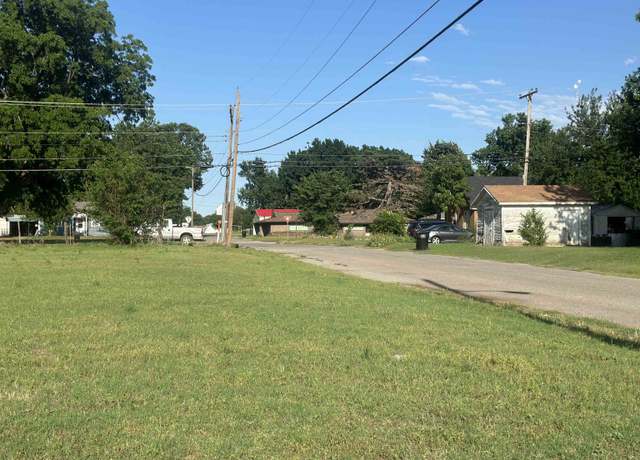 Property at 1100 N Weigle St, Watonga, OK 73772