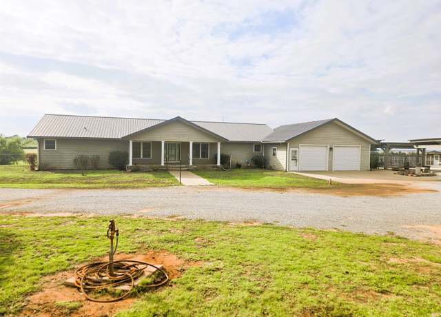 Property at 19816 E Wheat Capital Rd, Covington, OK 73730, 5 beds, 3 baths