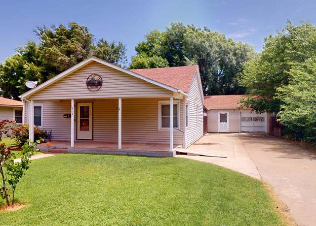 Property at 1414 14th St, Woodward, OK 73801, 2 beds, 1 bath