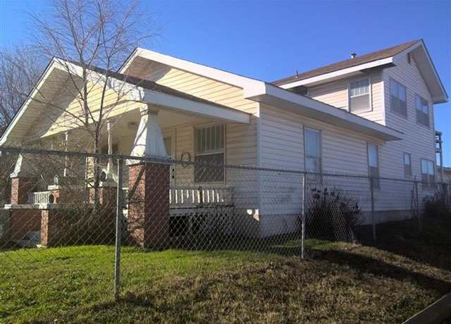 Property at 1226 N Grand Ave, Enid, OK 73701, 4 beds, 2 baths