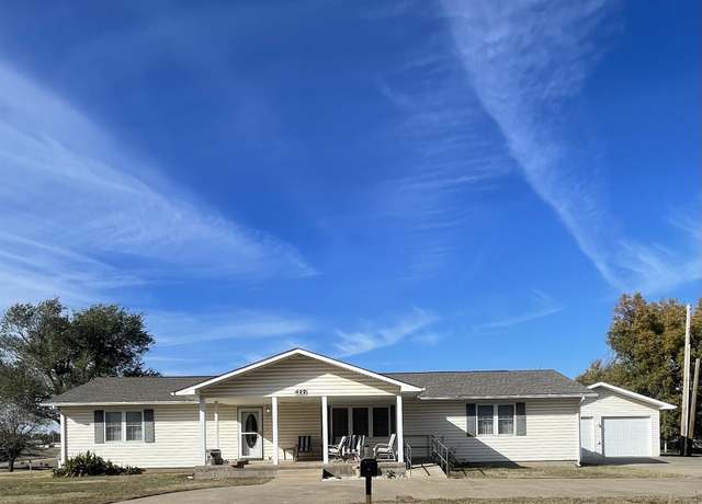Property at 422 S 8th St, Enid, OK 73701, 3 beds, 2 baths