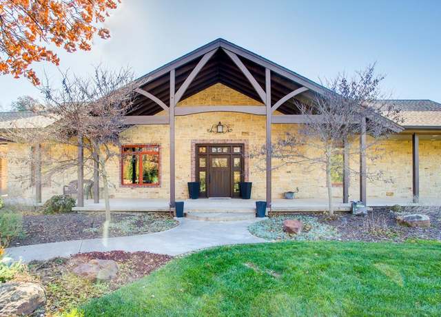 Property at 6 Oak Bridge Ln, Enid, OK 73703, 4 beds, 4.5 baths