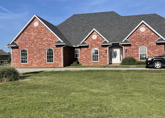Property at 802 W Wheat Capital Rd, Enid, OK 73703, 5 beds, 3 baths