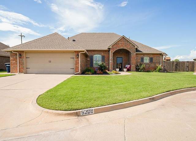 Property at 5208 Wilderness Cv, Enid, OK 73703, 3 beds, 2 baths