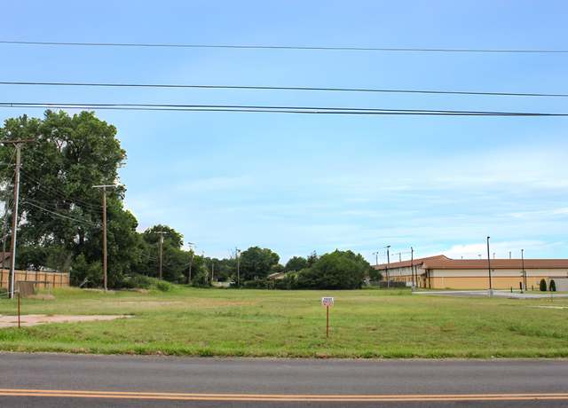 Property at 1405 22nd St, Woodward, OK 73801