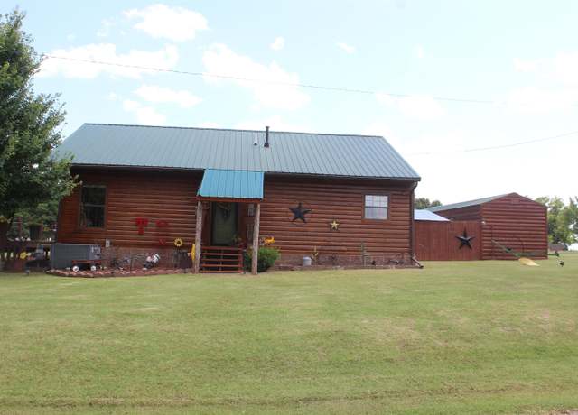 Property at 416 Main St, Sharon, OK 73857, 2 beds, 2 baths
