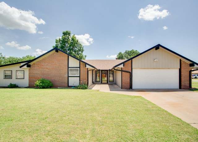 Property at 425 N Cimarron Dr, Enid, OK 73703, 3 beds, 2 baths