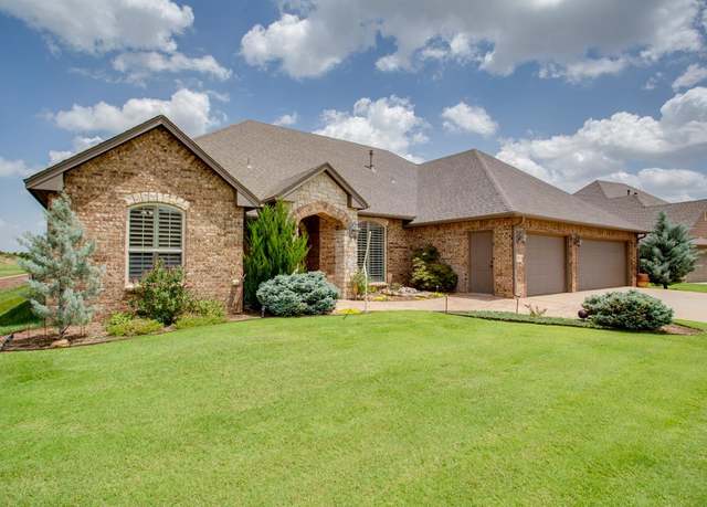 Property at 1119 Winchester Ave, Enid, OK 73703, 4 beds, 3 baths
