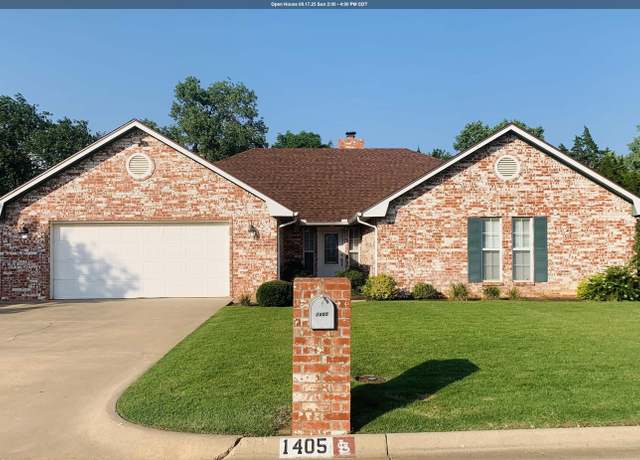 Property at 1405 Briar Creek Rd, Enid, OK 73703, 3 beds, 2.5 baths