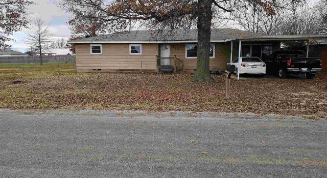 Photo of 721 Veterans Dr, Garber, OK 73738