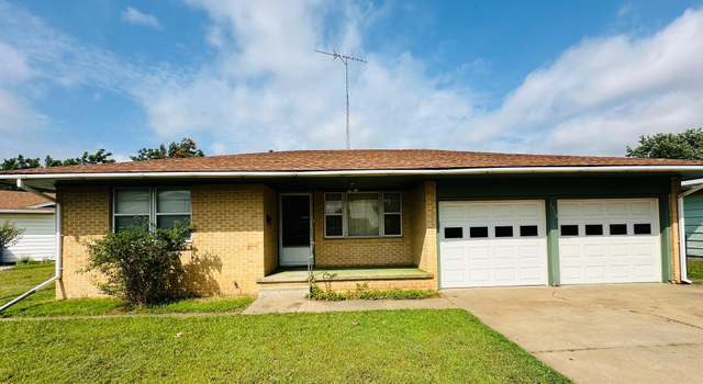 Photo of 1710 Mimosa Dr, Enid, OK 73701