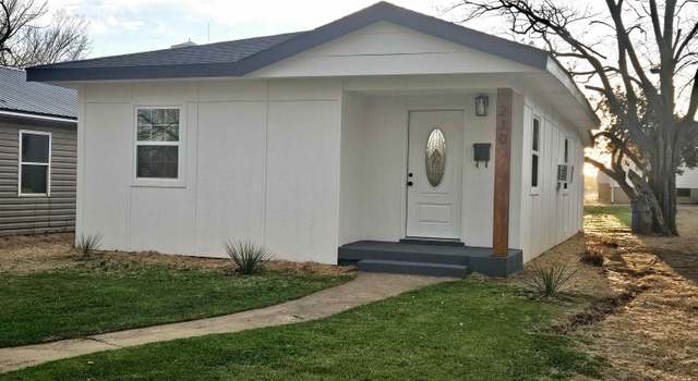 Photo of 210 S Cheyenne, Hennessey, OK 73742