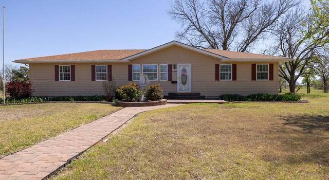 Photo of 423 Park Ave, Fairview, OK 73737