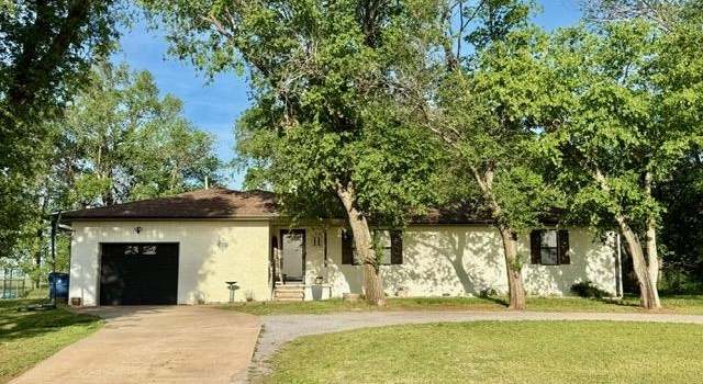 Photo of 925 N Main St, Ringwood, OK 73768