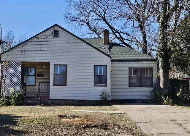 Property at 620 S 9, Ponca City, OK 74601, 2 beds, 1 bath