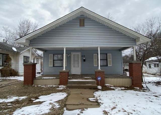 Property at 216 N 9th, Ponca City, OK 74601, 3 beds, 1 bath