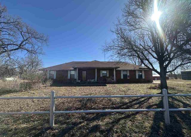 Property at 10800 Yellow Bull Rd, Tonkawa, OK 74653, 3 beds, 1.5 baths
