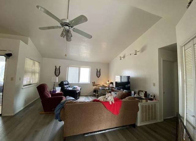 Property at 186 Moneytree Dr, Ponca Ci, OK 74604, 3 beds, 2 baths