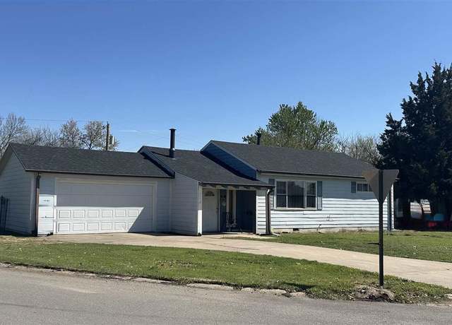 Property at 1110 N 7th, Tonkawa, OK 74653, 2 beds, 1 bath