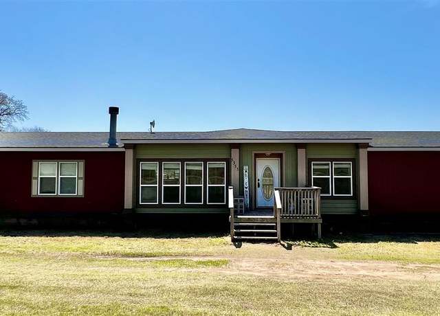 Property at 5355 80 Rd, Ponca City, OK 74604, 4 beds, 3 baths