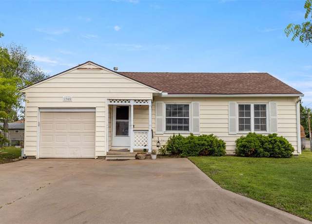 Property at 1905 Jane St, Ponca City, OK 74604, 2 beds, 1 bath