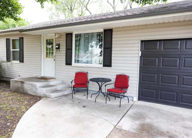 Property at 2016 N 4th, Ponca City, OK, 2 beds, 1 bath