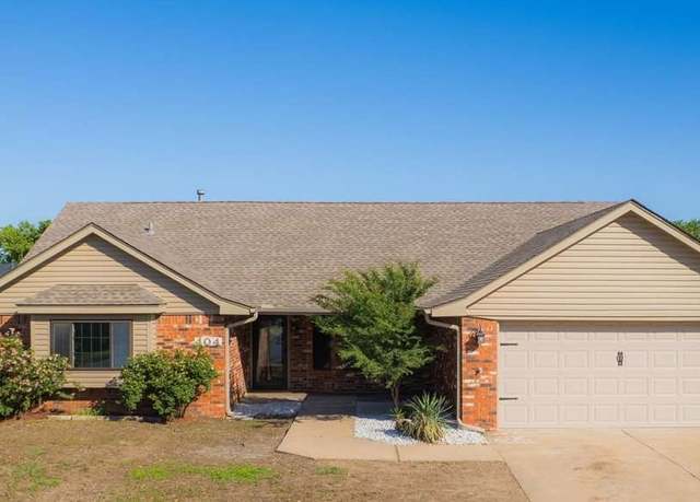 Property at 404 Wren Dr, Ponca City, OK 74604, 3 beds, 2 baths