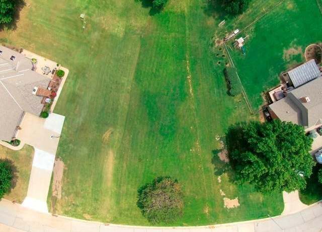 Property at 74 Stoneridge, Ponca City, OK 74604