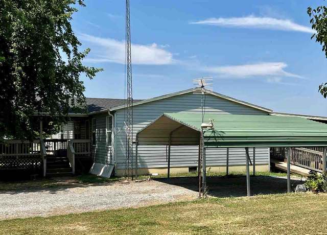 Property at 10692 Oklahoma 11, Kaw City, OK 74641, 3 beds, 2 baths