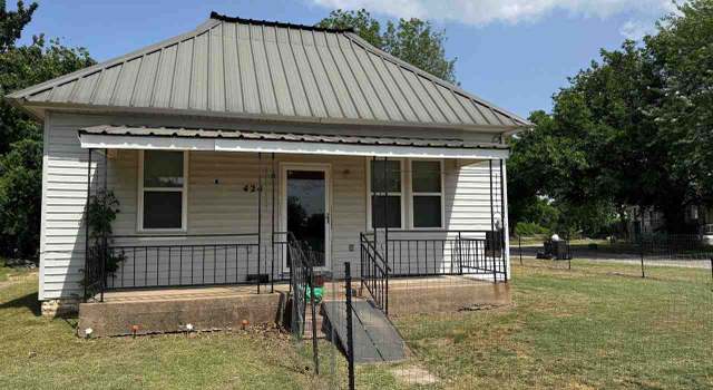 Photo of 424 S 4th, Blackwell, OK 74631