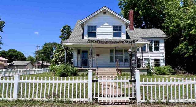 Photo of 824 W Oklahoma Ave, Blackwell, OK 74631