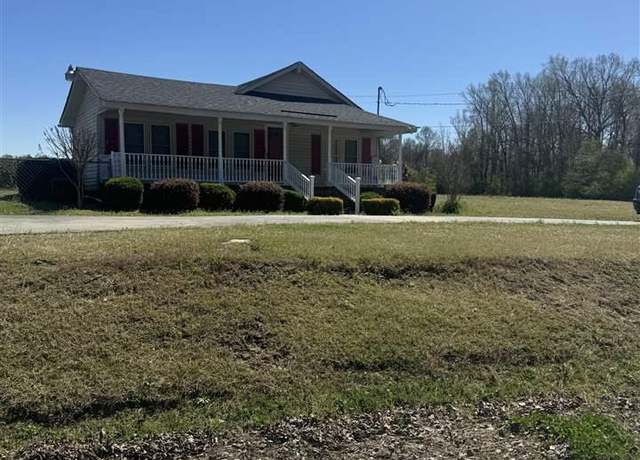Property at 1450 W Campbranch Rd, Scranton, SC 29591, 3 beds, 1.5 baths