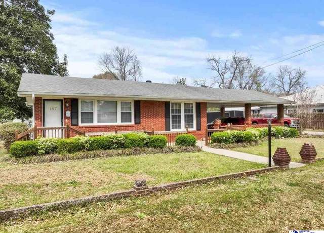 Property at 107 W 5th Ave, Pamplico, SC 29583, 3 beds, 2 baths