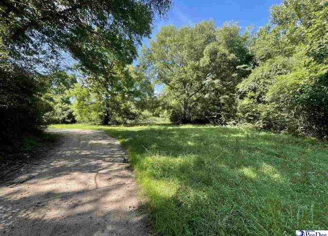 Property at 52 2nd Ave, Bennettsville, SC 29512