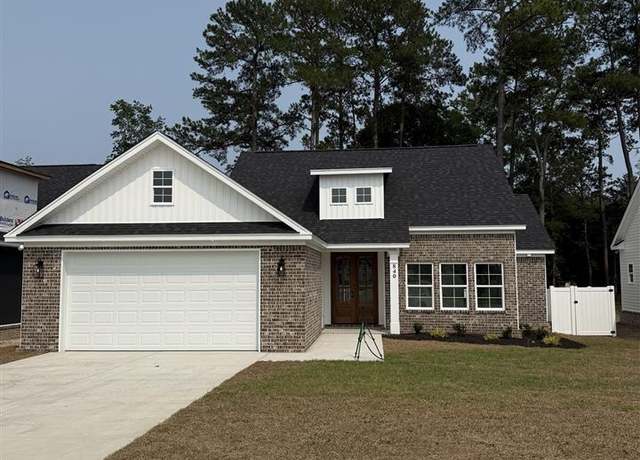 Property at 840 Sharpe Dr, Florence, SC 29501, 3 beds, 2 baths