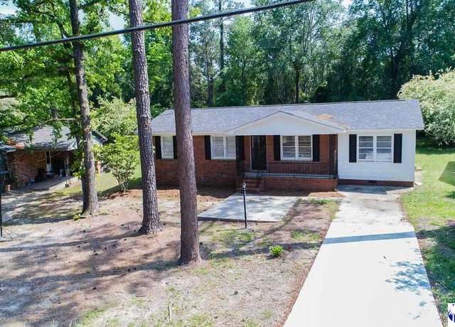Property at 3500 E King Henry Dr, Florence, SC 29506, 4 beds, 2 baths