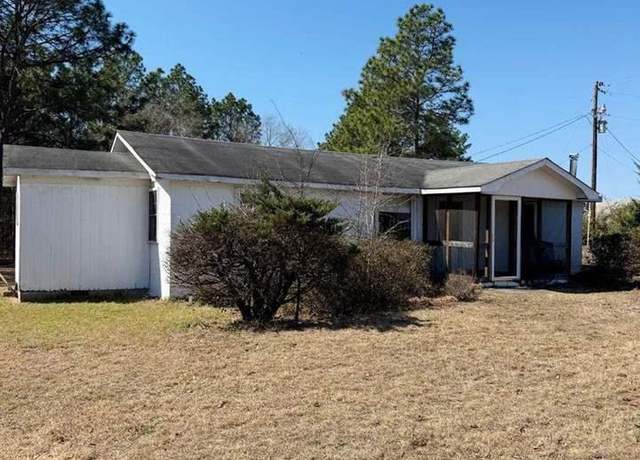 Property at 1109 Meadow View Dr, Hartsville, SC 29550, 3 beds, 1 bath