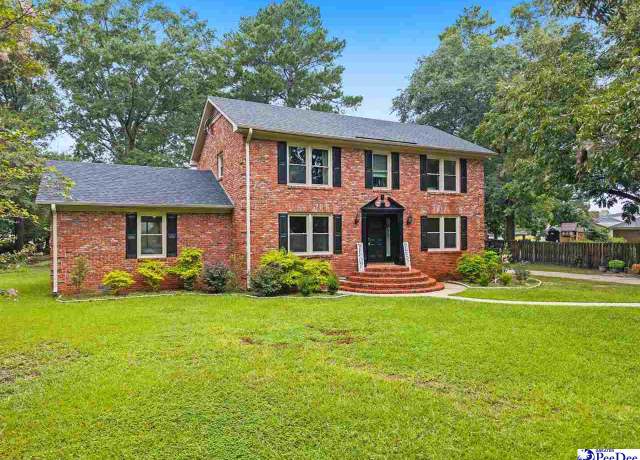 Property at 1092 Greenview Dr, Florence, SC 29501, 4 beds, 3.5 baths