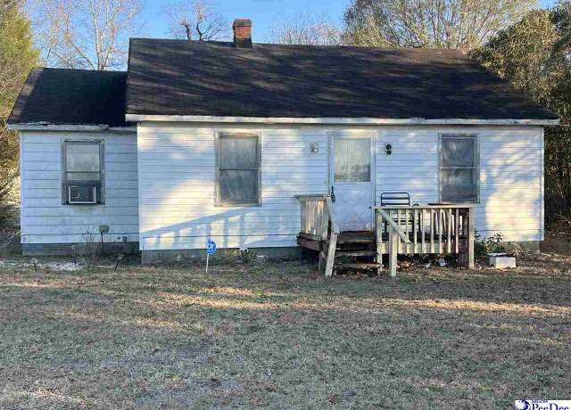 Property at 1817 Timmonsville Hwy, Darlington, SC 29532, 3 beds, 1 bath