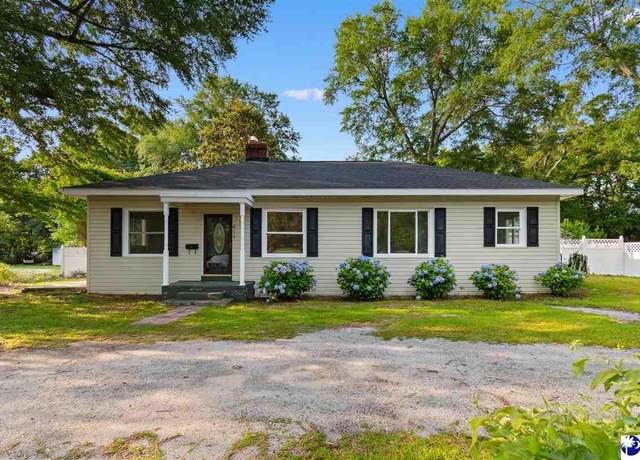 Property at 611 W Home Ave, Hartsville, SC 29550, 4 beds, 3 baths