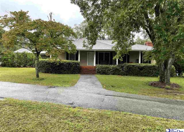 Property at 1333 New Market Rd, Hartsville, SC 29550, 5 beds, 2 baths