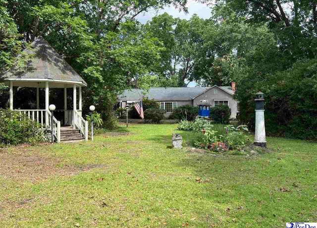 Property at 2168 South 5th St, Hartsville, SC 29550, 3 beds, 2 baths