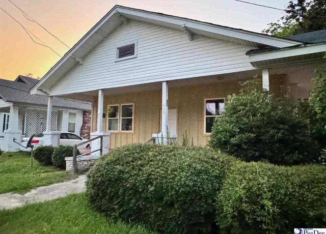 Property at 709 W Palmetto St, Florence, SC 29501, 4 beds, 2 baths