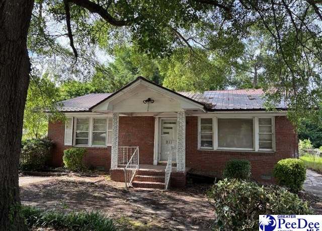 Property at 911 W Sumter St, Florence, SC 29501, 4 beds, 2.5 baths