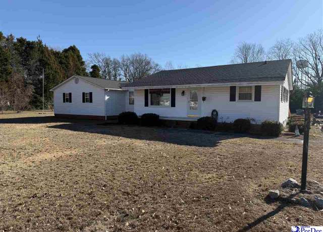 Property at 2724 Community Rd, Bennettsville, SC 29512, 3 beds, 1 bath