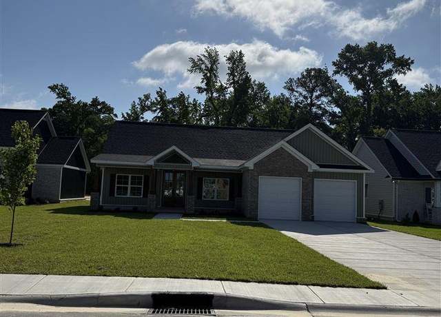 Property at 812 Sharpe Dr, Florence, SC 29501, 3 beds, 2 baths